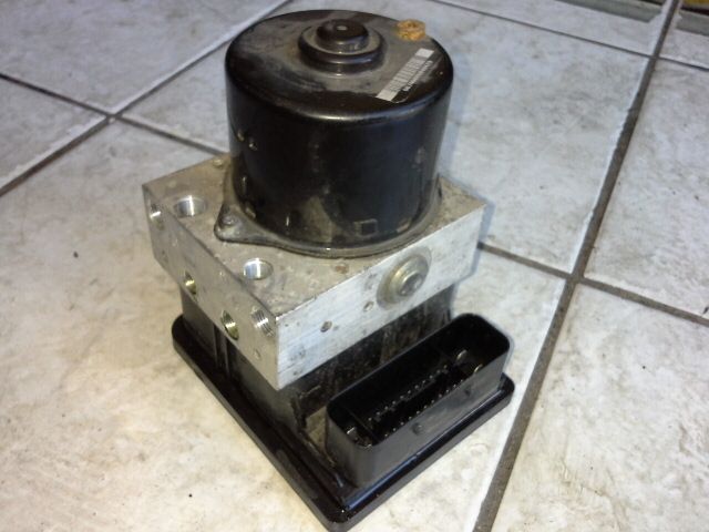 bontott OPEL ZAFIRA B ABS Kocka