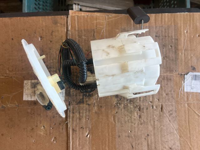 bontott OPEL ZAFIRA B Üzemanyag Szivattyú