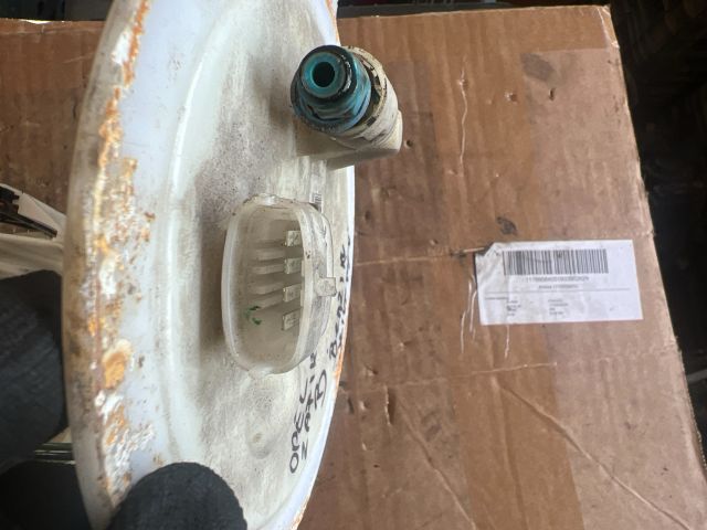 bontott OPEL ZAFIRA B Üzemanyag Szivattyú