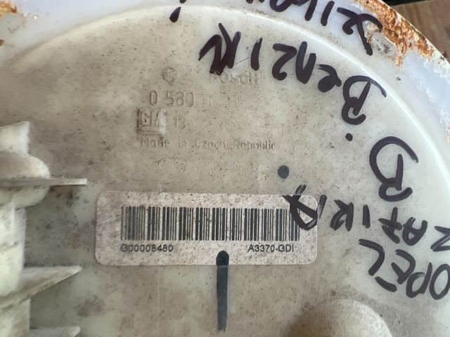 bontott OPEL ZAFIRA B Üzemanyag Szivattyú