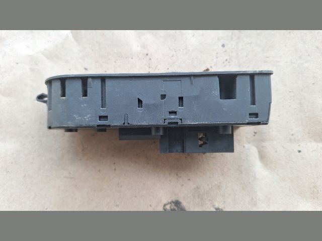 bontott OPEL ZAFIRA B Ablakemelő Kapcsoló Négyes / Kettes