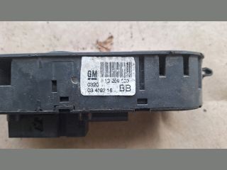 bontott OPEL ZAFIRA B Ablakemelő Kapcsoló Négyes / Kettes