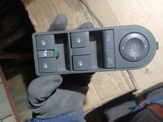 bontott OPEL ZAFIRA B Ablakemelő Kapcsoló Négyes / Kettes