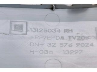 bontott OPEL ZAFIRA B Ajtó Díszléc Szett