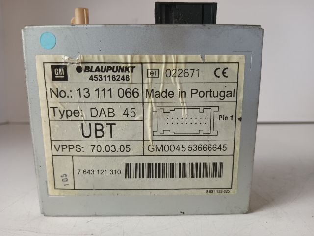 bontott OPEL ZAFIRA B Antenna Erősítő