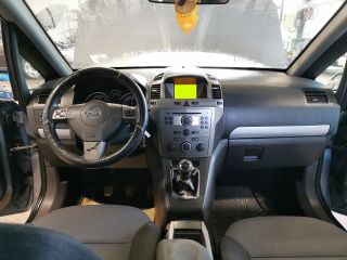 bontott OPEL ZAFIRA B Bal C Oszlop Burkolat