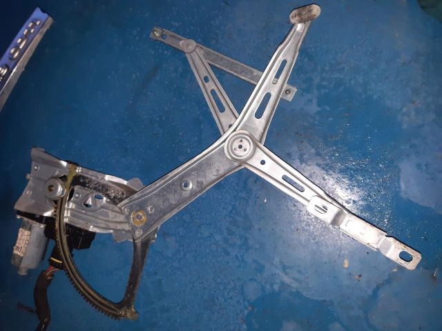 bontott OPEL ZAFIRA B Bal első Ablakemelő Szerkezet (Elektromos)