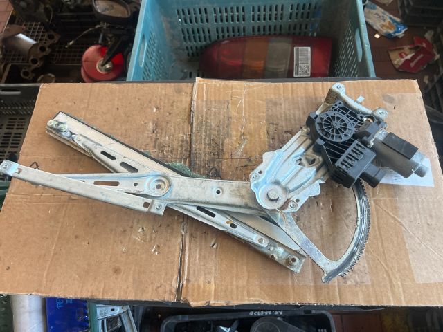 bontott OPEL ZAFIRA B Bal első Ablakemelő Szerkezet (Elektromos)