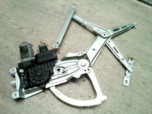 bontott OPEL ZAFIRA B Bal első Ablakemelő Szerkezet (Elektromos)