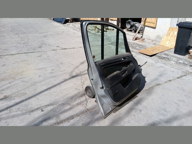 bontott OPEL ZAFIRA B Bal első Ajtó (Részeivel)
