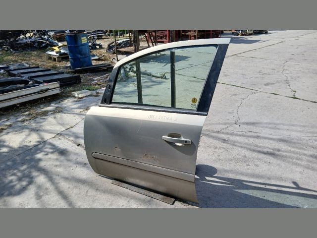 bontott OPEL ZAFIRA B Bal első Ajtó (Részeivel)