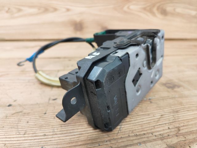 bontott OPEL ZAFIRA B Bal első Ajtózár