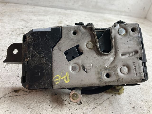 bontott OPEL ZAFIRA B Bal első Ajtózár