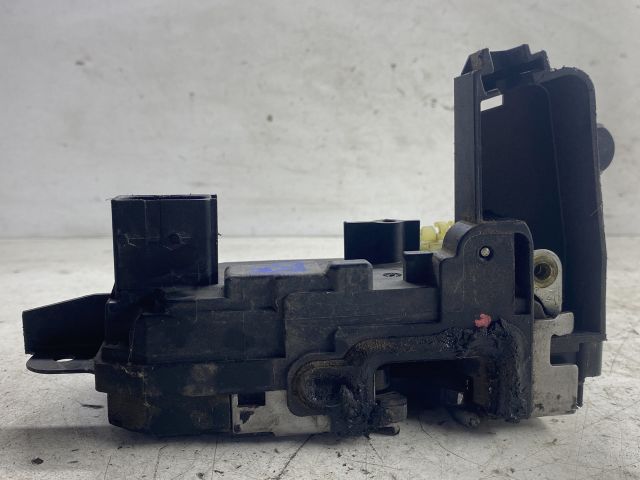 bontott OPEL ZAFIRA B Bal első Ajtózár