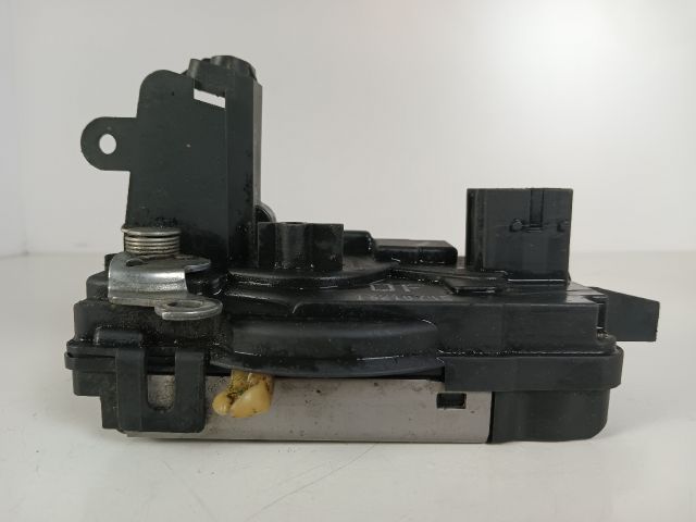 bontott OPEL ZAFIRA B Bal első Ajtózár