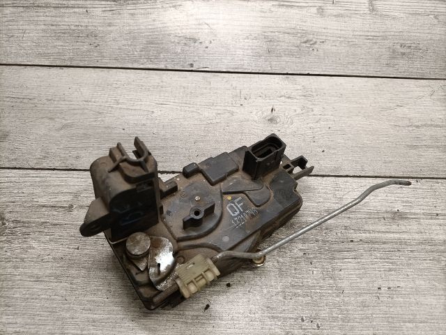 bontott OPEL ZAFIRA B Bal első Ajtózár