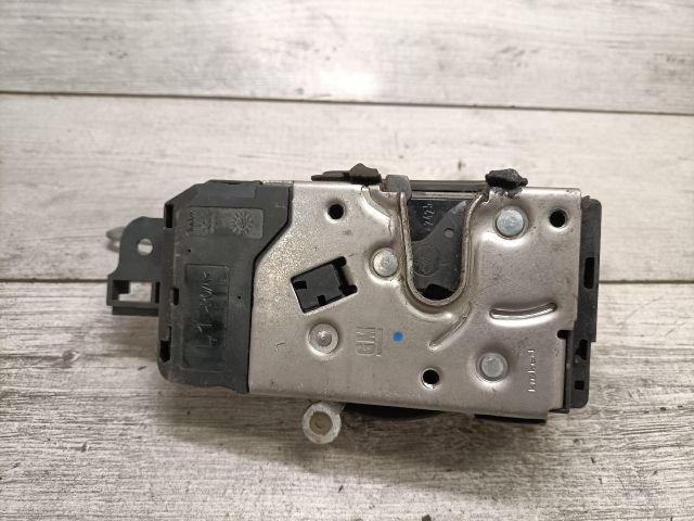 bontott OPEL ZAFIRA B Bal első Ajtózár