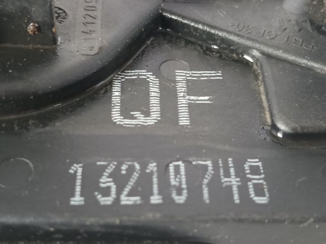 bontott OPEL ZAFIRA B Bal első Ajtózár