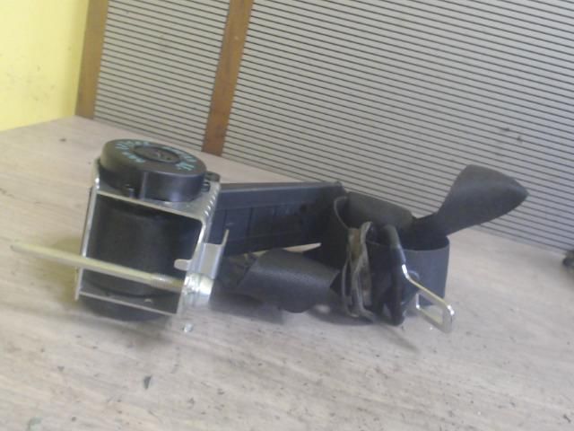 bontott OPEL ZAFIRA B Bal első Biztonsági Öv