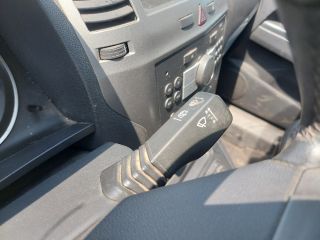 bontott OPEL ZAFIRA B Bal első Fixüveg (Ajtóban)