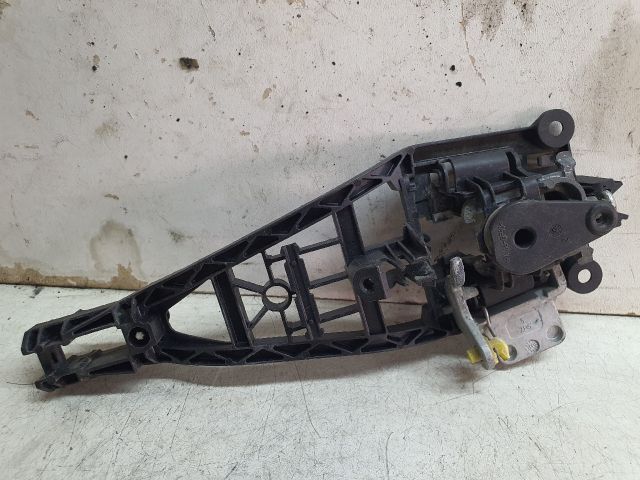 bontott OPEL ZAFIRA B Bal első Külső Kilincsfészek