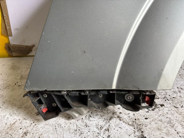 bontott OPEL ZAFIRA B Bal első Sárvédő