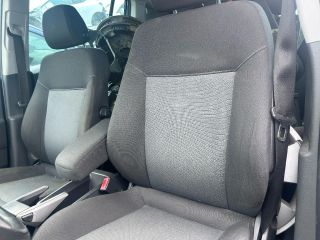 bontott OPEL ZAFIRA B Bal első Ülés