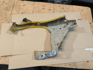 bontott OPEL ZAFIRA B Bal Fényszóró Lámpakeret