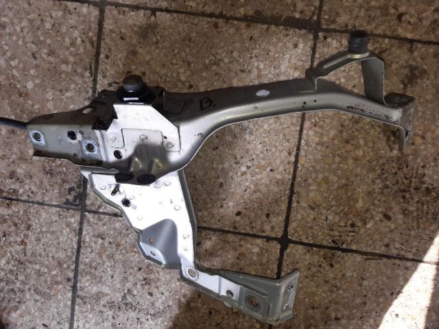 bontott OPEL ZAFIRA B Bal Fényszóró Tartó