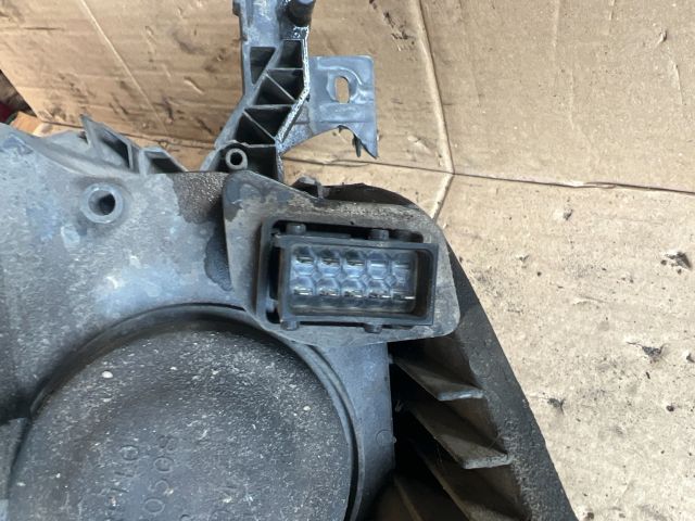 bontott OPEL ZAFIRA B Bal Fényszóró