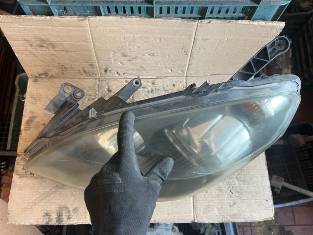 bontott OPEL ZAFIRA B Bal Fényszóró