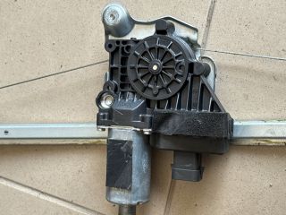 bontott OPEL ZAFIRA B Bal hátsó Ablakemelő Szerkezet (Elektromos)