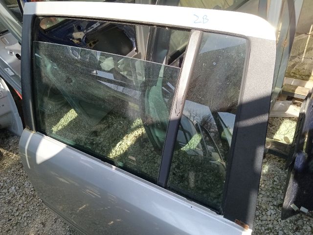 bontott OPEL ZAFIRA B Bal hátsó Ajtó (Részeivel)