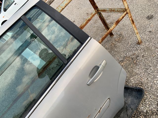 bontott OPEL ZAFIRA B Bal hátsó Ajtó (Részeivel)