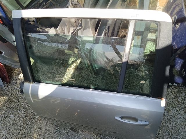 bontott OPEL ZAFIRA B Bal hátsó Ajtó (Részeivel)