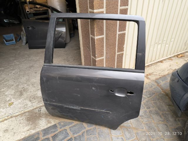 bontott OPEL ZAFIRA B Bal hátsó Ajtó (Üres lemez)