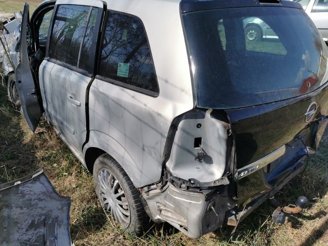 bontott OPEL ZAFIRA B Bal hátsó Belső Küszöb Burkolat