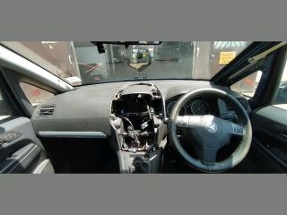 bontott OPEL ZAFIRA B Bal hátsó Biztonsági Öv Csat