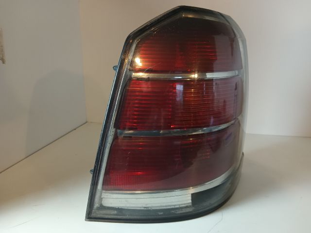 bontott OPEL ZAFIRA B Bal Hátsó Lámpa