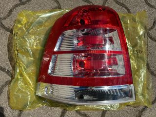 bontott OPEL ZAFIRA B Bal Hátsó Lámpa
