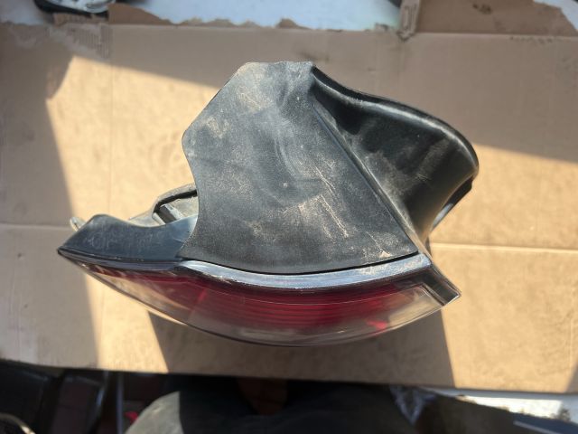 bontott OPEL ZAFIRA B Bal Hátsó Lámpa