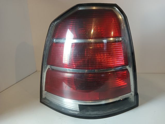 bontott OPEL ZAFIRA B Bal Hátsó Lámpa