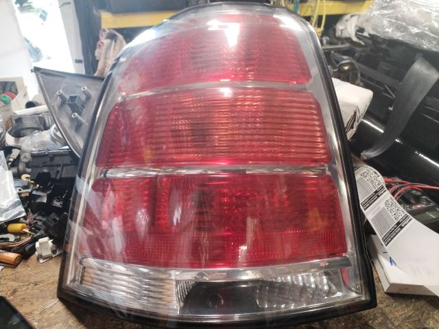 bontott OPEL ZAFIRA B Bal Hátsó Lámpa