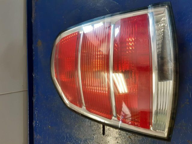 bontott OPEL ZAFIRA B Bal Hátsó Lámpa