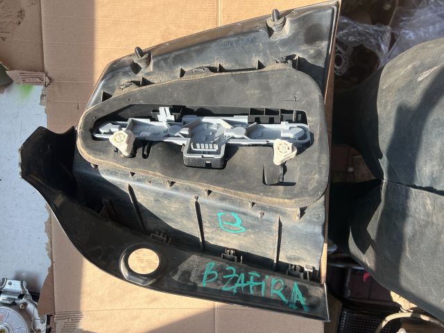 bontott OPEL ZAFIRA B Bal Hátsó Lámpa
