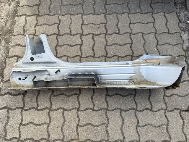 bontott OPEL ZAFIRA B Bal Küszöb