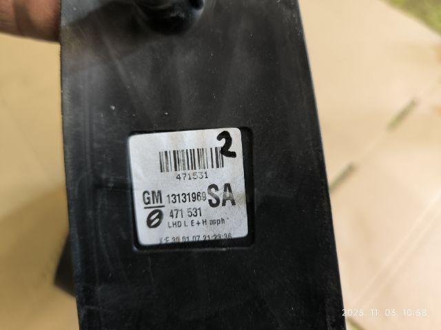 bontott OPEL ZAFIRA B Bal Visszapillantó Tükör (Elektromos)