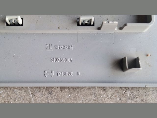 bontott OPEL ZAFIRA B Beltér Világítás Hátsó