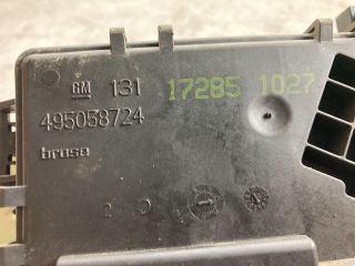 bontott OPEL ZAFIRA B Biztosítéktábla Doboz