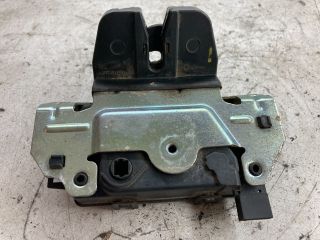 bontott OPEL ZAFIRA B Biztosítéktábla Doboz